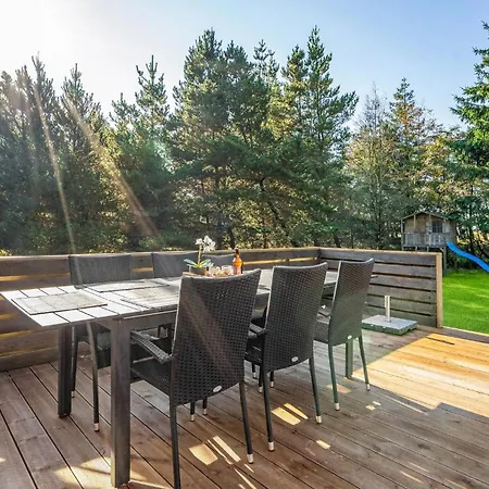 Hébergement de vacances Rylen Romo Xi